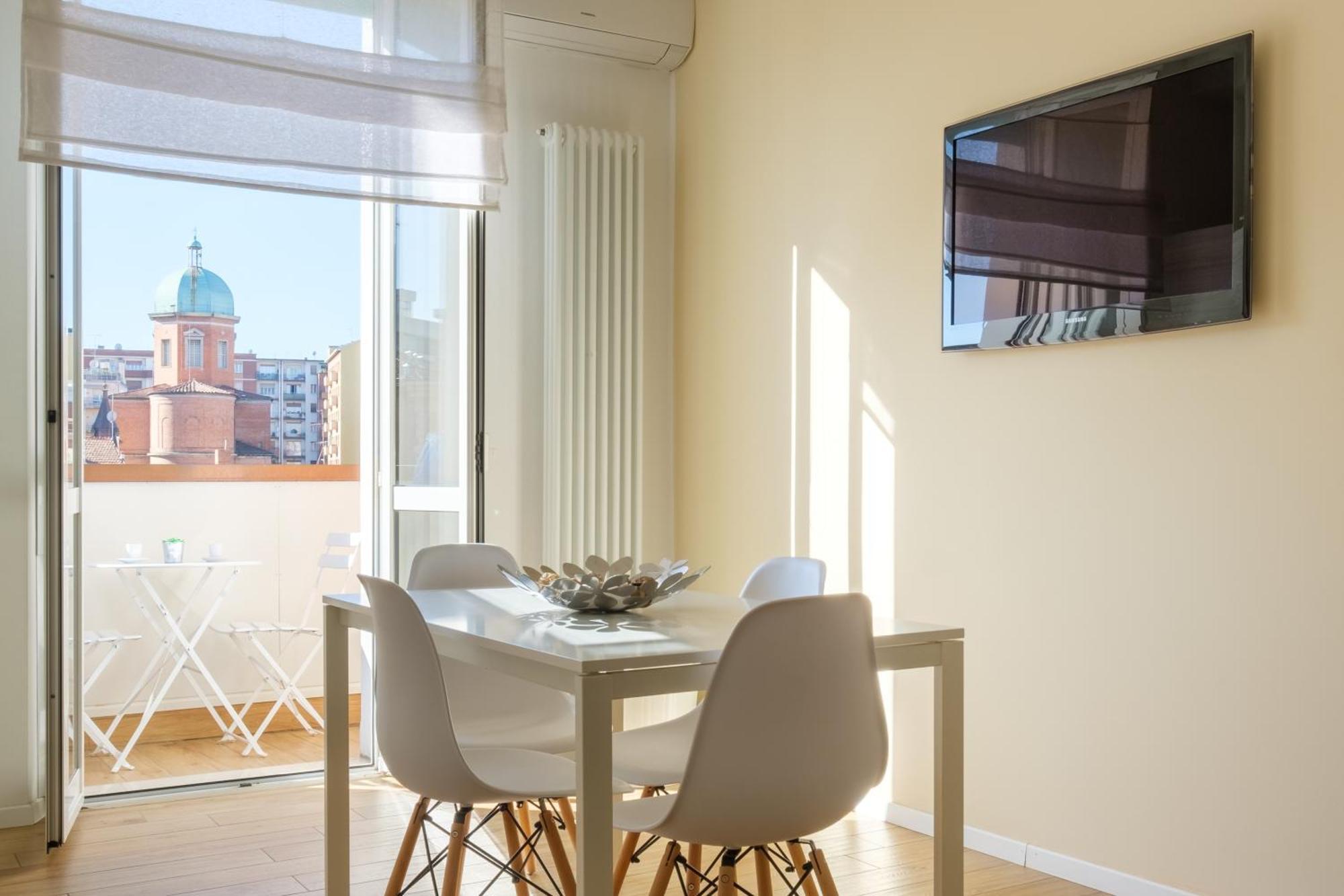 Scandellari Apartments - Stylish Stay For Two Guests โบโลญญา ภายนอก รูปภาพ